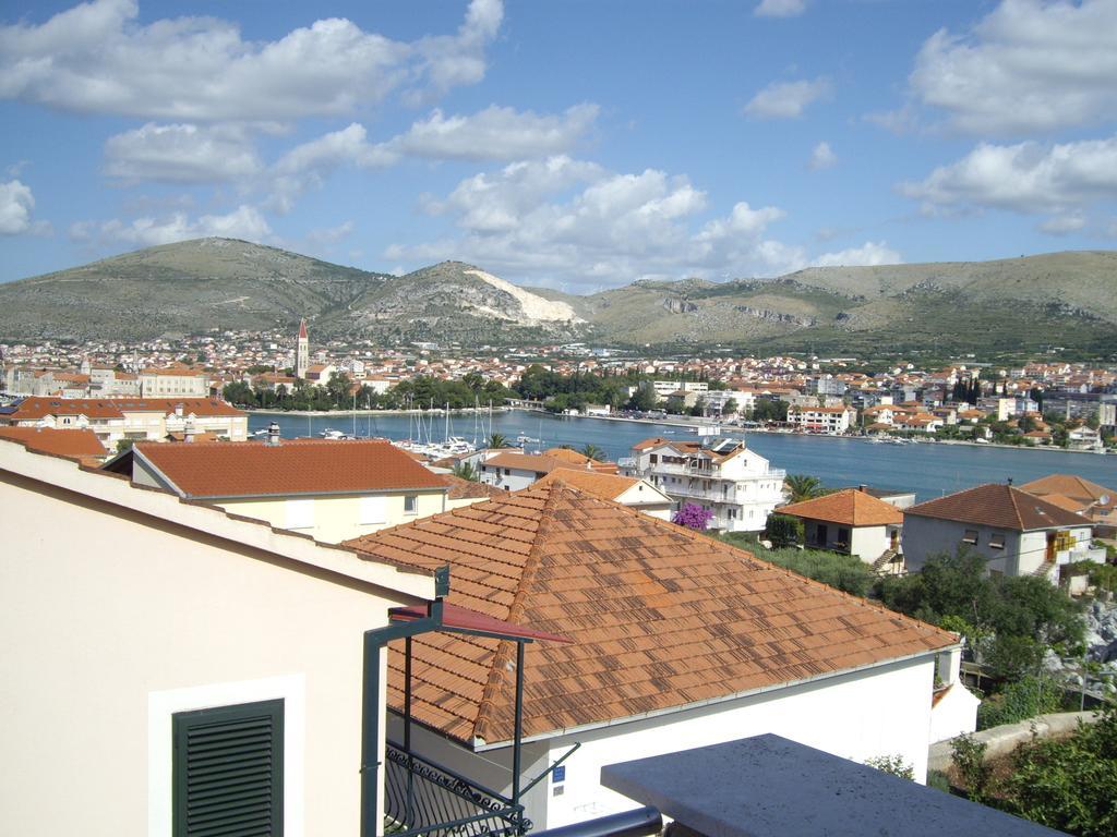 Apartment Ive Trogir Bagian luar foto