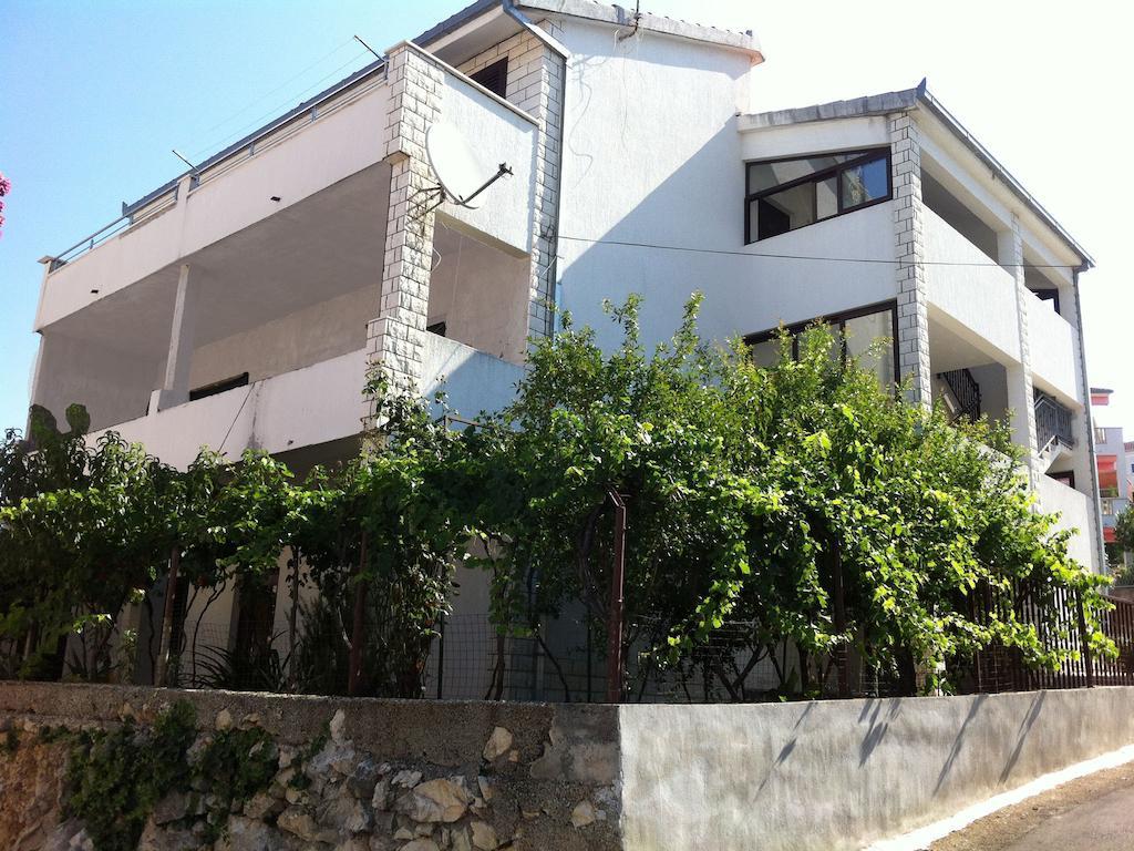 Apartment Ive Trogir Bagian luar foto