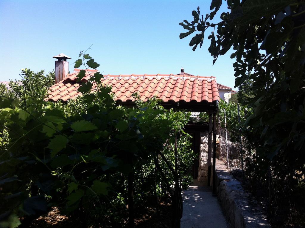 Apartment Ive Trogir Bagian luar foto