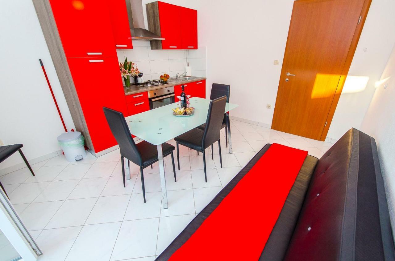 Apartment Ive Trogir Bagian luar foto